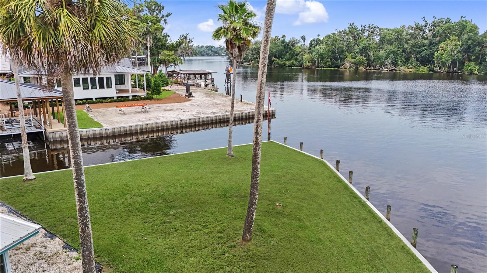 56440 Water Oak, Astor, FL 32102