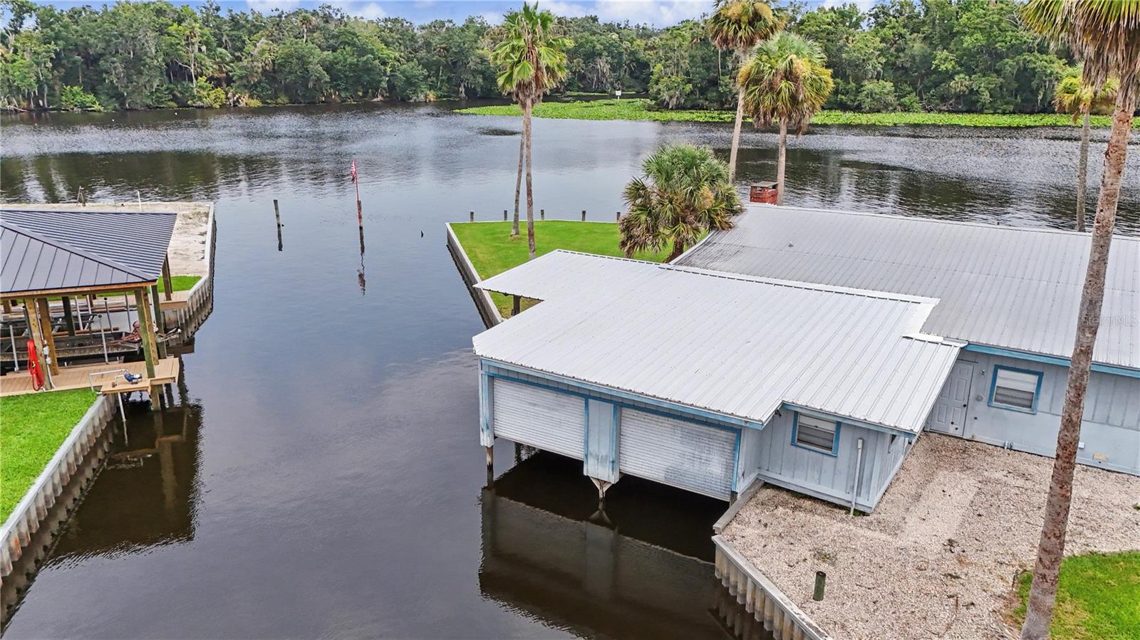 56440 Water Oak, Astor, FL 32102