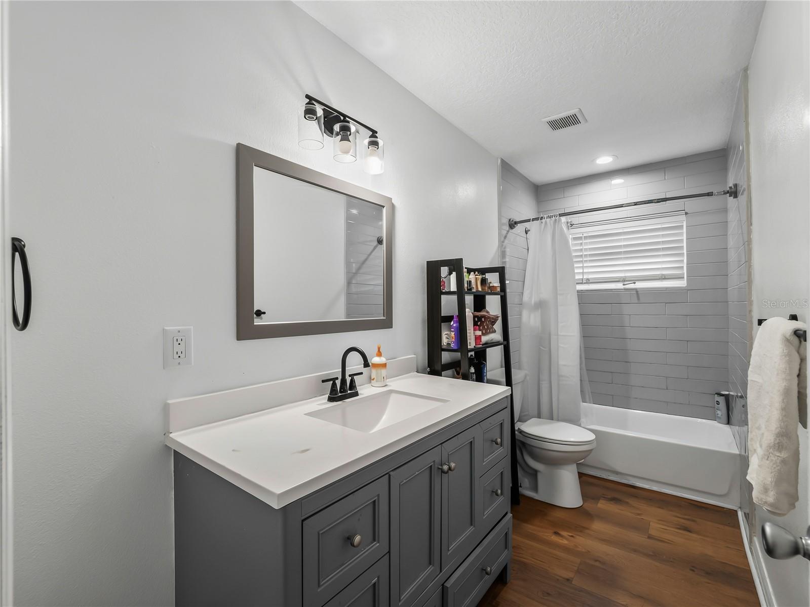 2915 Webber, Sarasota, FL 34239