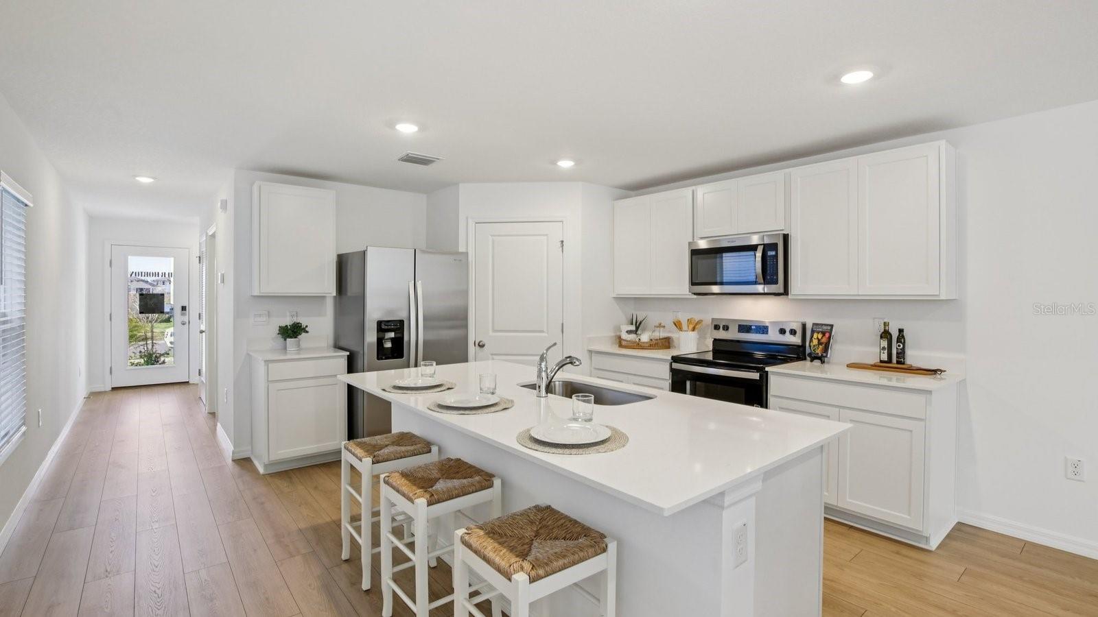 5290 Berry Bay, Wimauma, FL 33598
