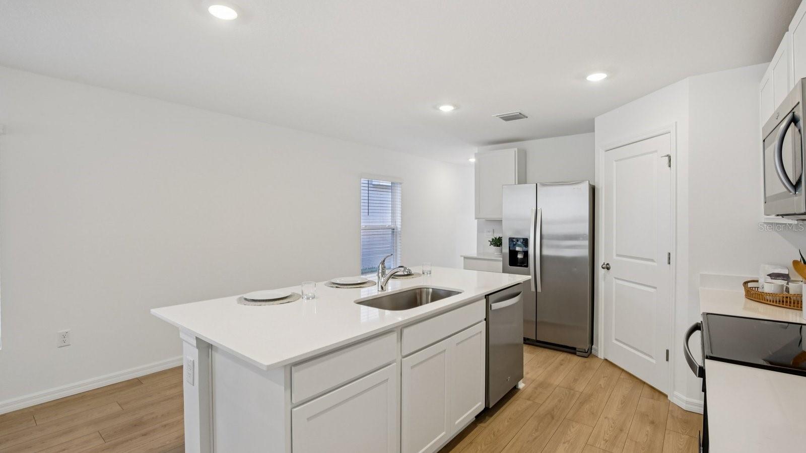 5290 Berry Bay, Wimauma, FL 33598