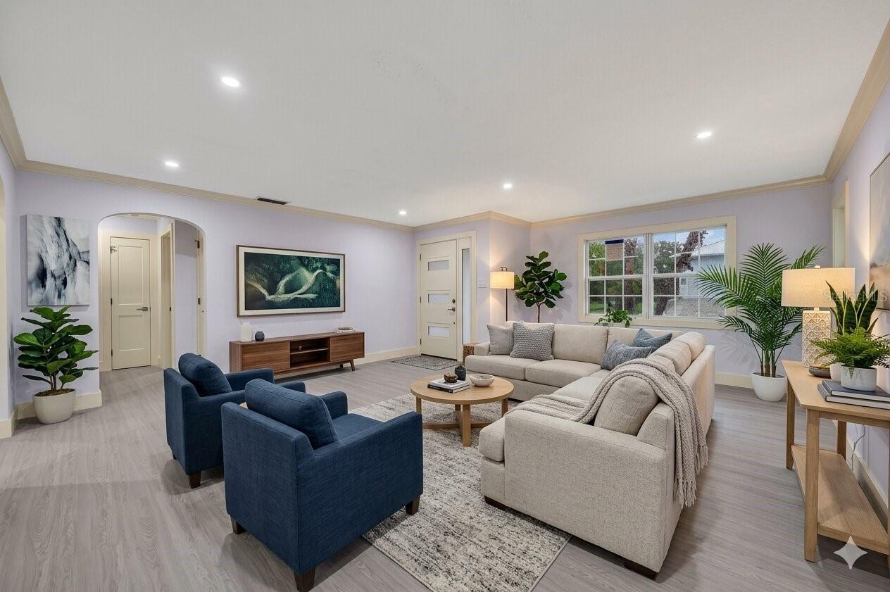 870 Narcissus, Clearwater Beach, FL 33767