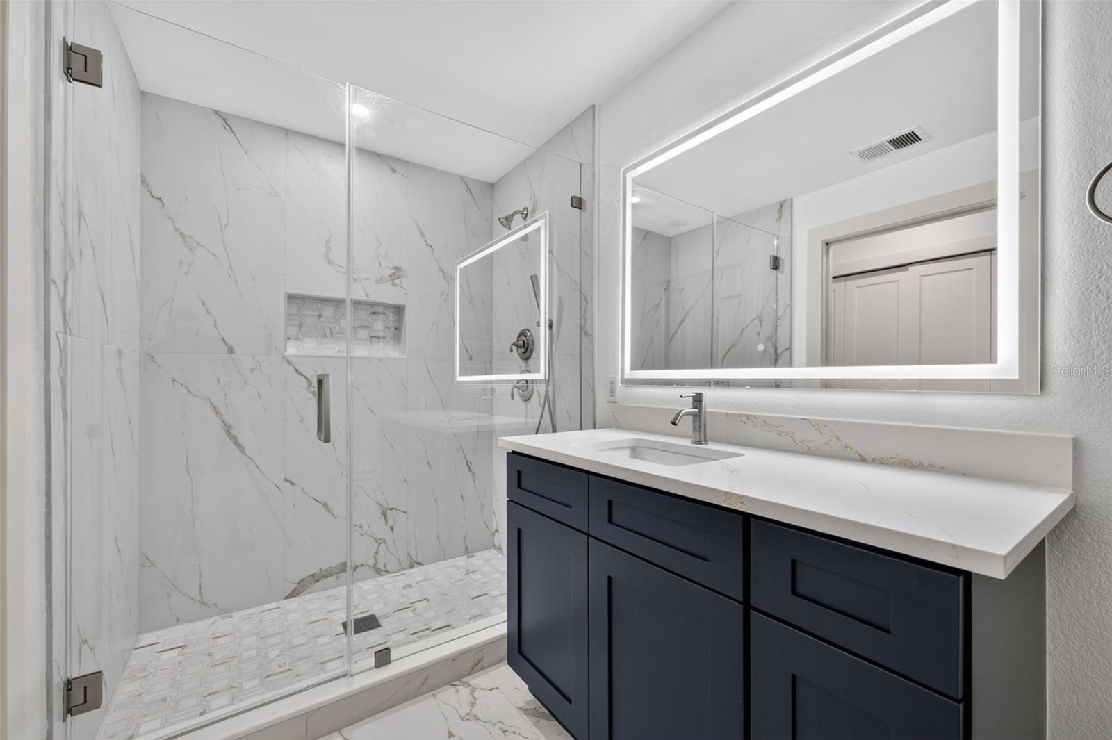 870 Narcissus, Clearwater Beach, FL 33767