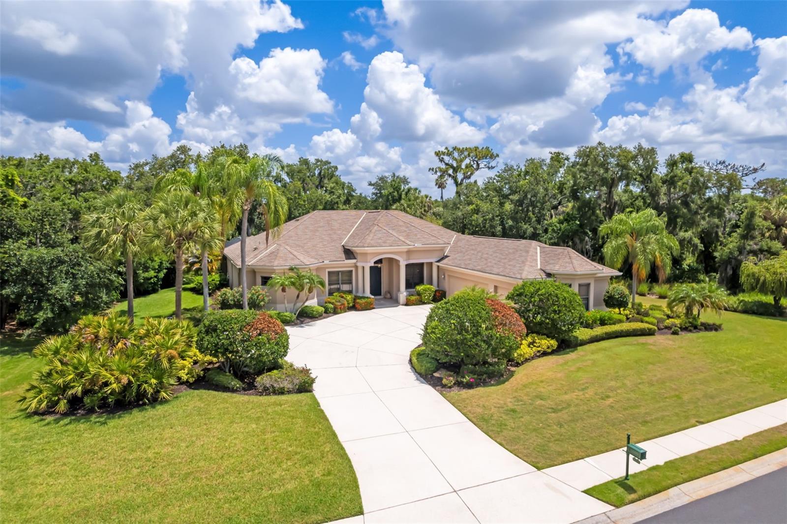 2339 Little Country, Parrish, FL 34219