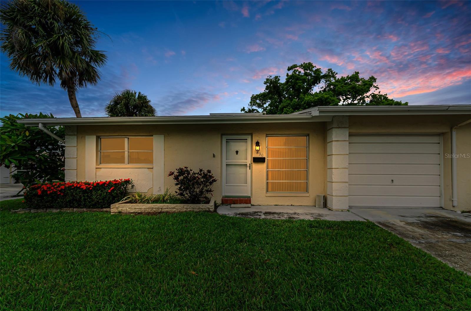 830 Cambridge, Dunedin, FL 34698