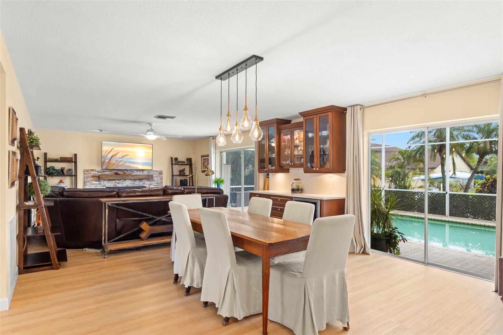 93 Canal, Palm Harbor, FL 34684