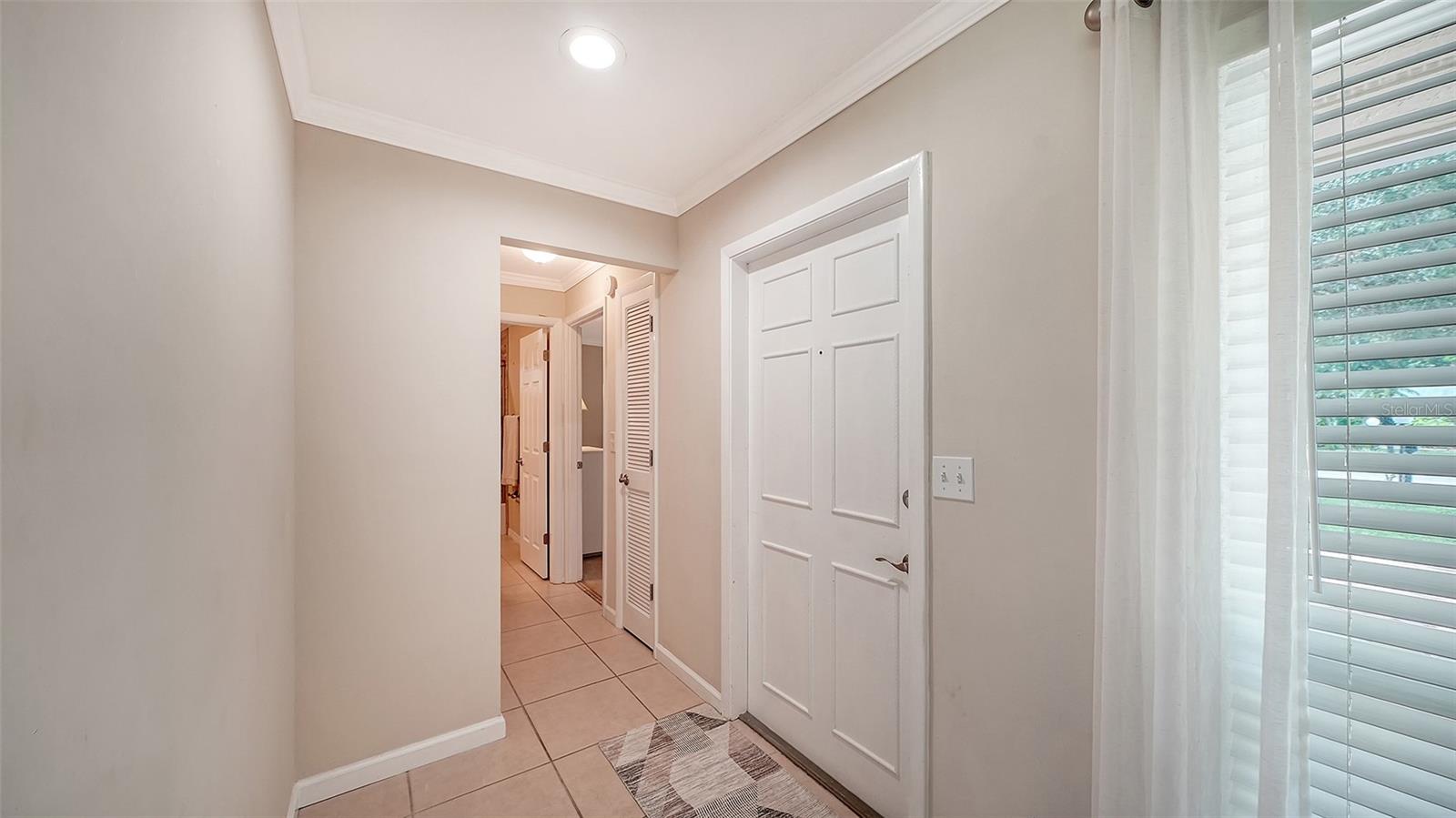 5621 Palm Aire, Sarasota, FL 34243