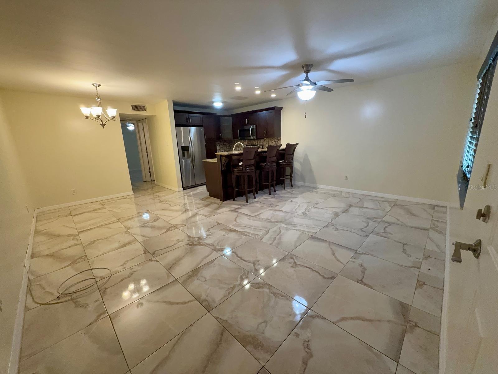 9109 Hillsborough Unit J109, Tampa, FL 33615