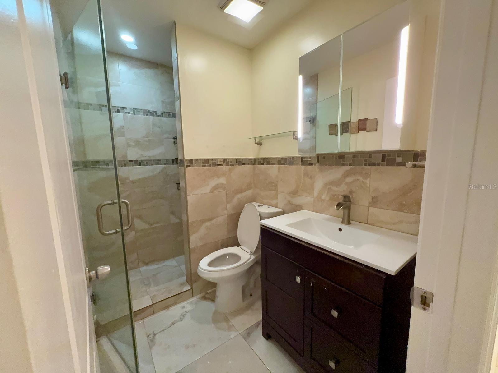 9109 Hillsborough Unit J109, Tampa, FL 33615