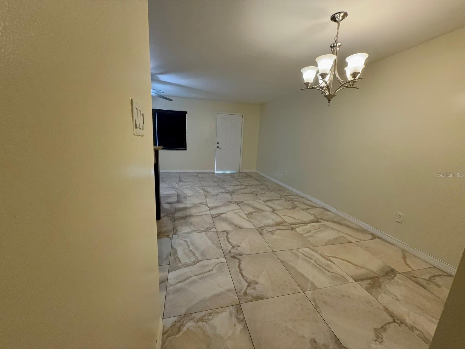 9109 Hillsborough Unit J109, Tampa, FL 33615