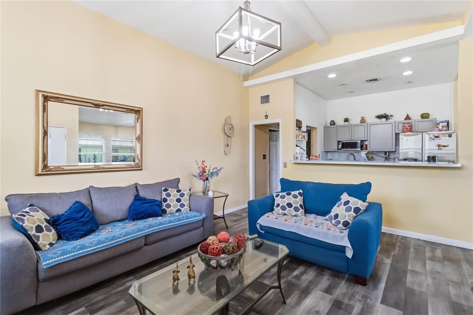 841 Wooden, Orlando, FL 32805