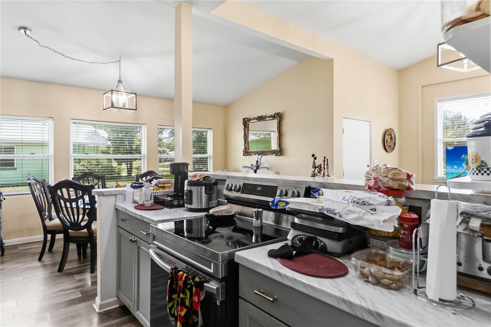 841 Wooden, Orlando, FL 32805