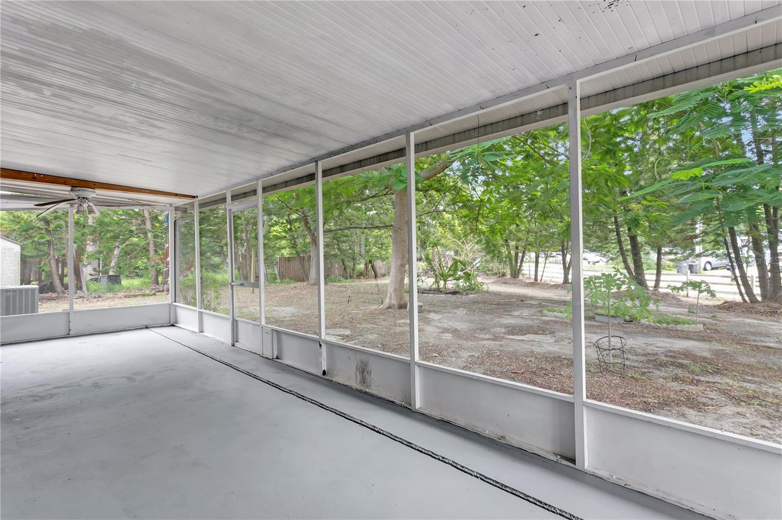 5680 25th Street, Bradenton, FL 34203