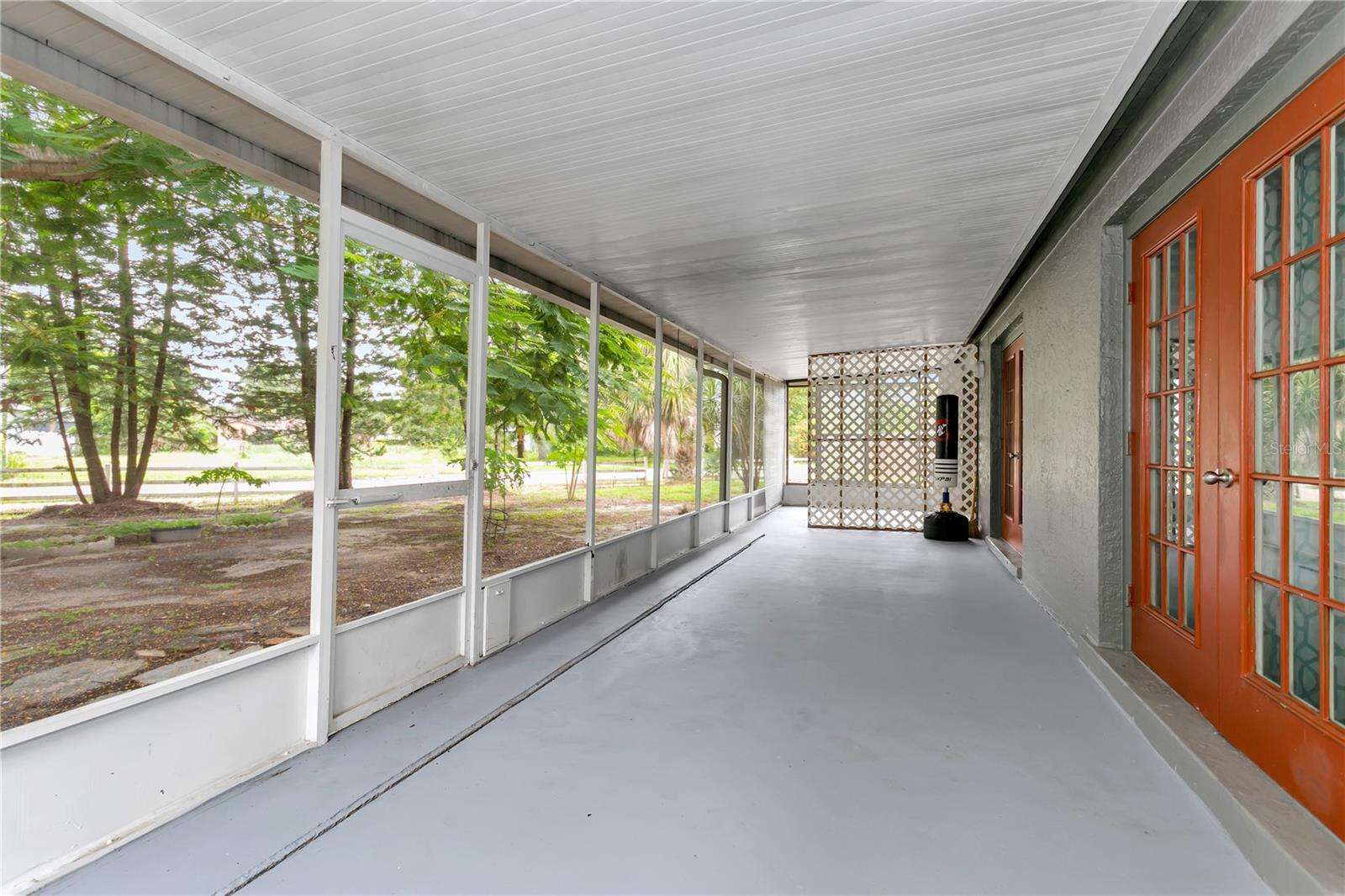 5680 25th Street, Bradenton, FL 34203