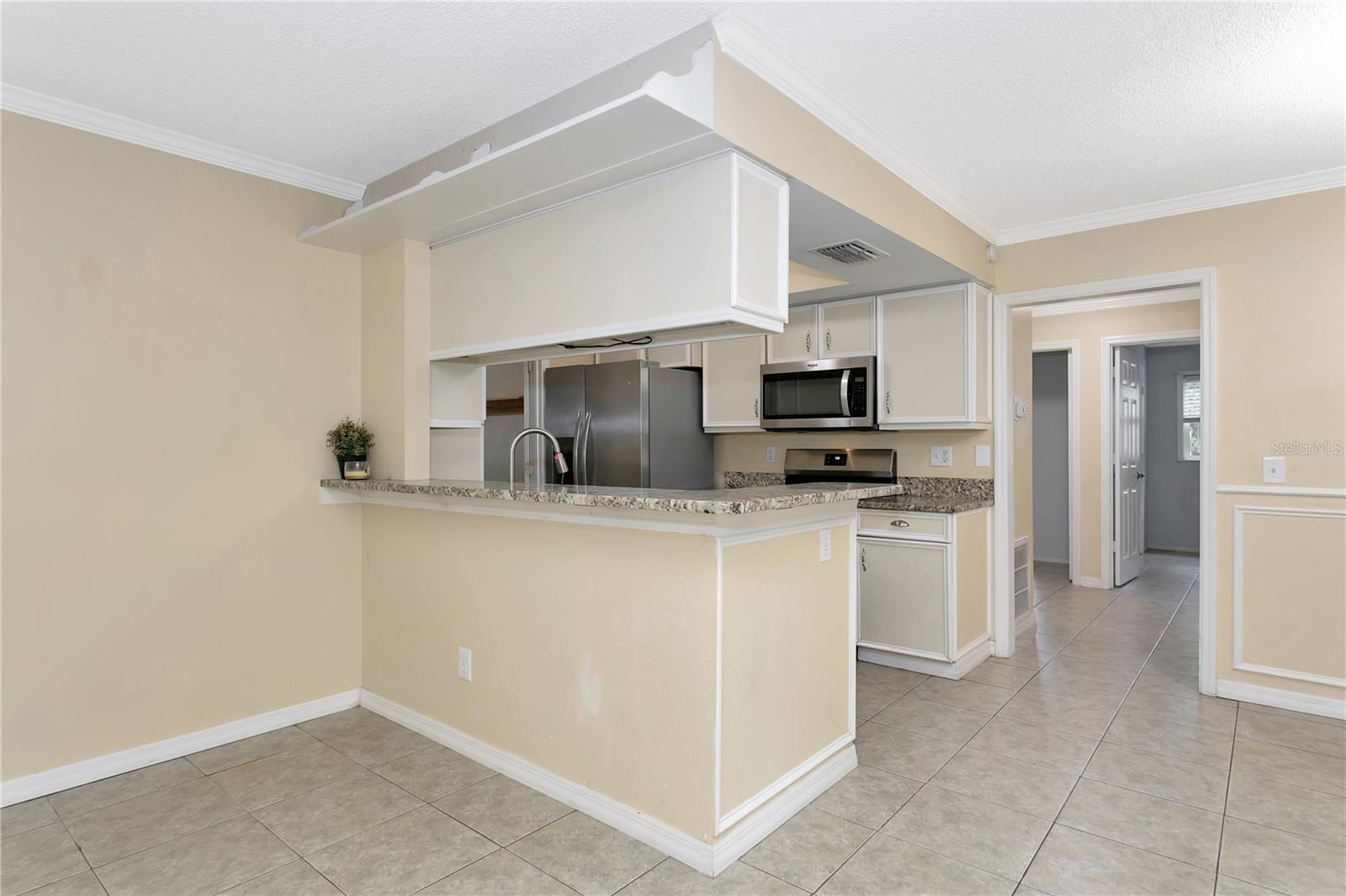 5680 25th Street, Bradenton, FL 34203