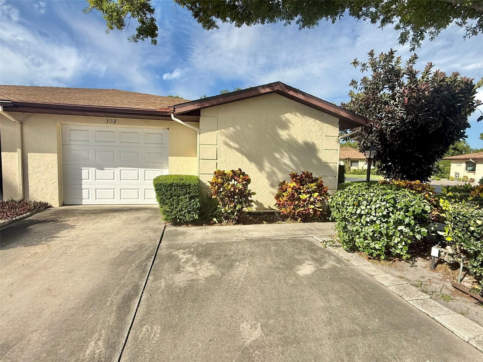 3112 Vivienda, Bradenton, FL 34207