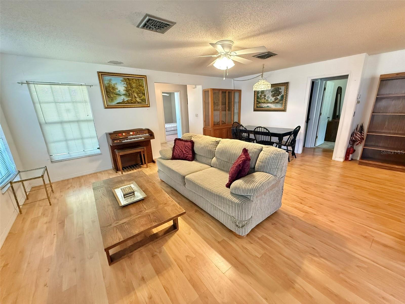 3112 Vivienda, Bradenton, FL 34207
