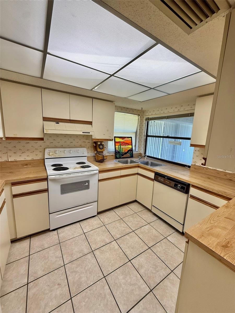 3112 Vivienda, Bradenton, FL 34207