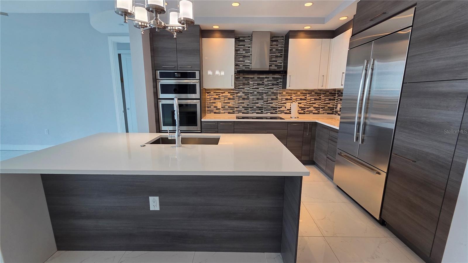 100 1st Unit 2406, St Petersburg, FL 33701
