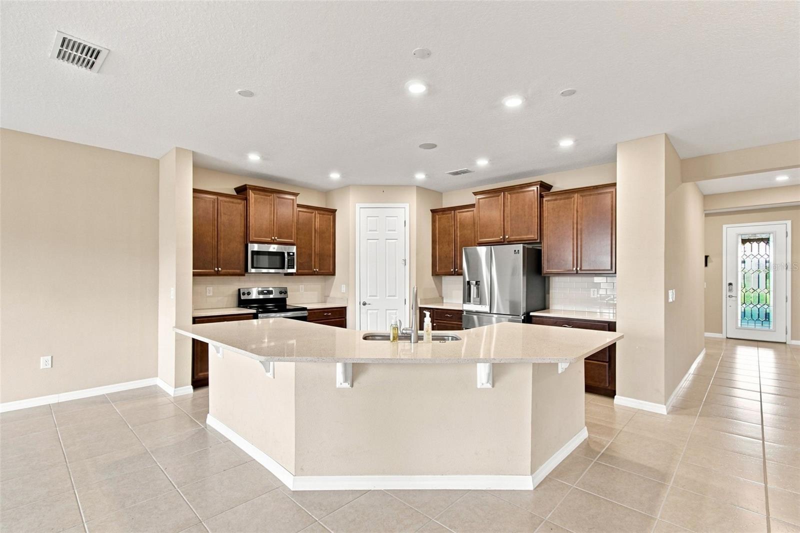 163 Olympus, Kissimmee, FL 34759