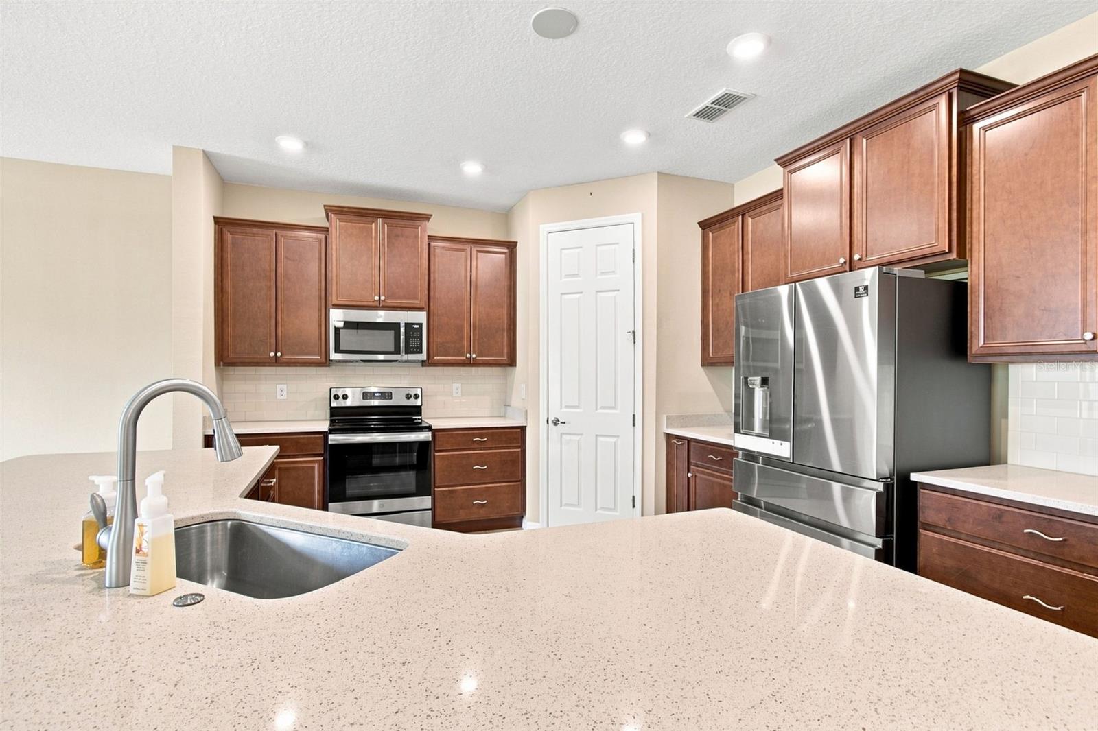 163 Olympus, Kissimmee, FL 34759