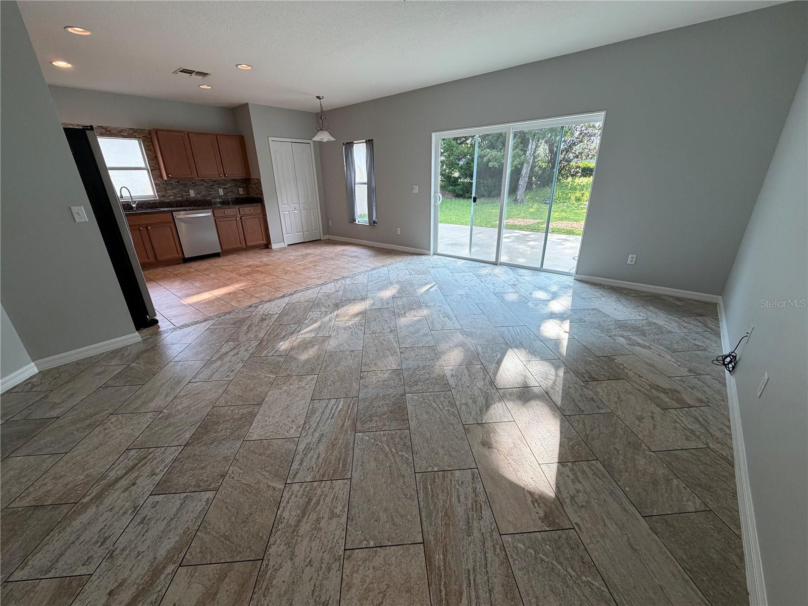 115 Gladesdown, Deland, FL 32724
