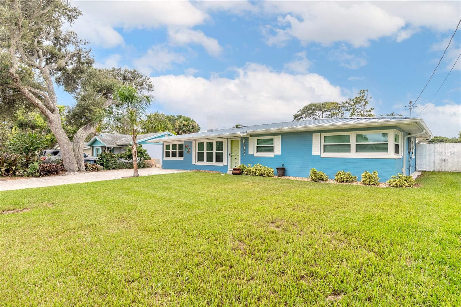 808 16th, New Smyrna Beach, FL 32169