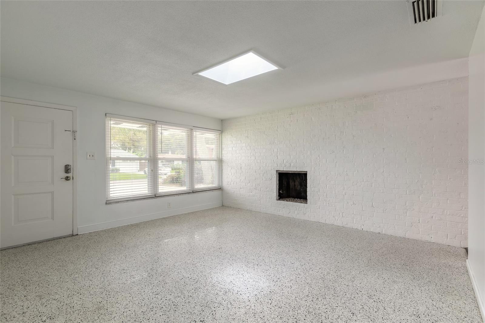 808 16th, New Smyrna Beach, FL 32169