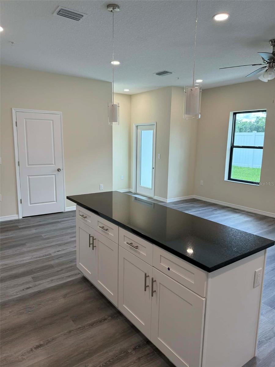 4346 Cambio Gardens, Tampa, FL 33610