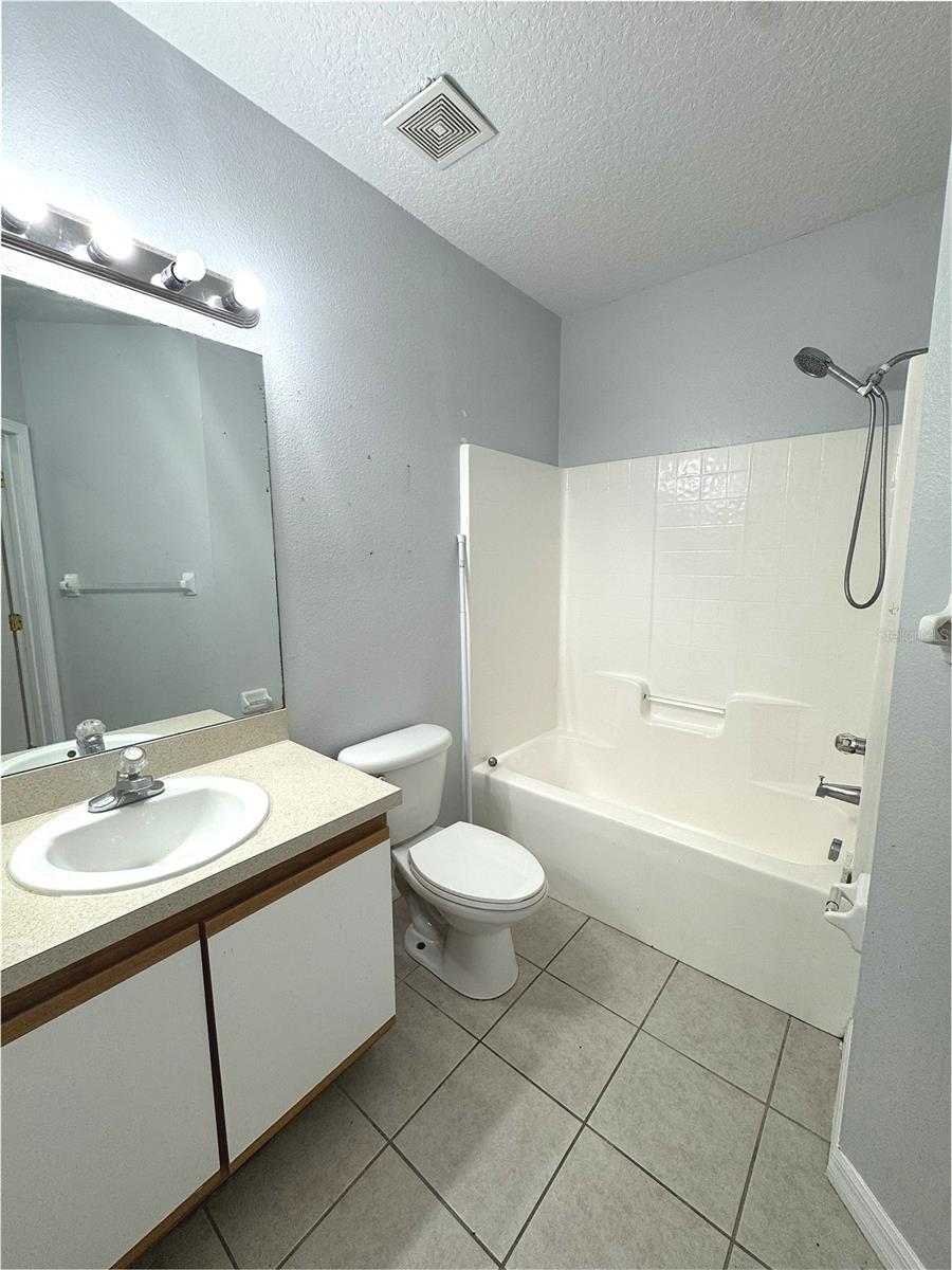 9621 Lakedale Unit 202, Riverview, FL 33578