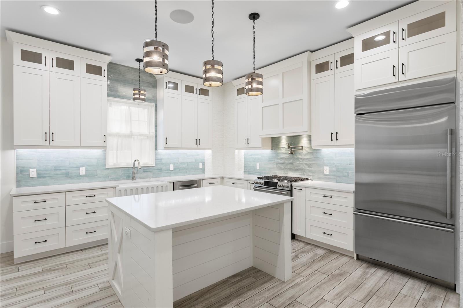 1009 Morrison, Tampa, FL 33629