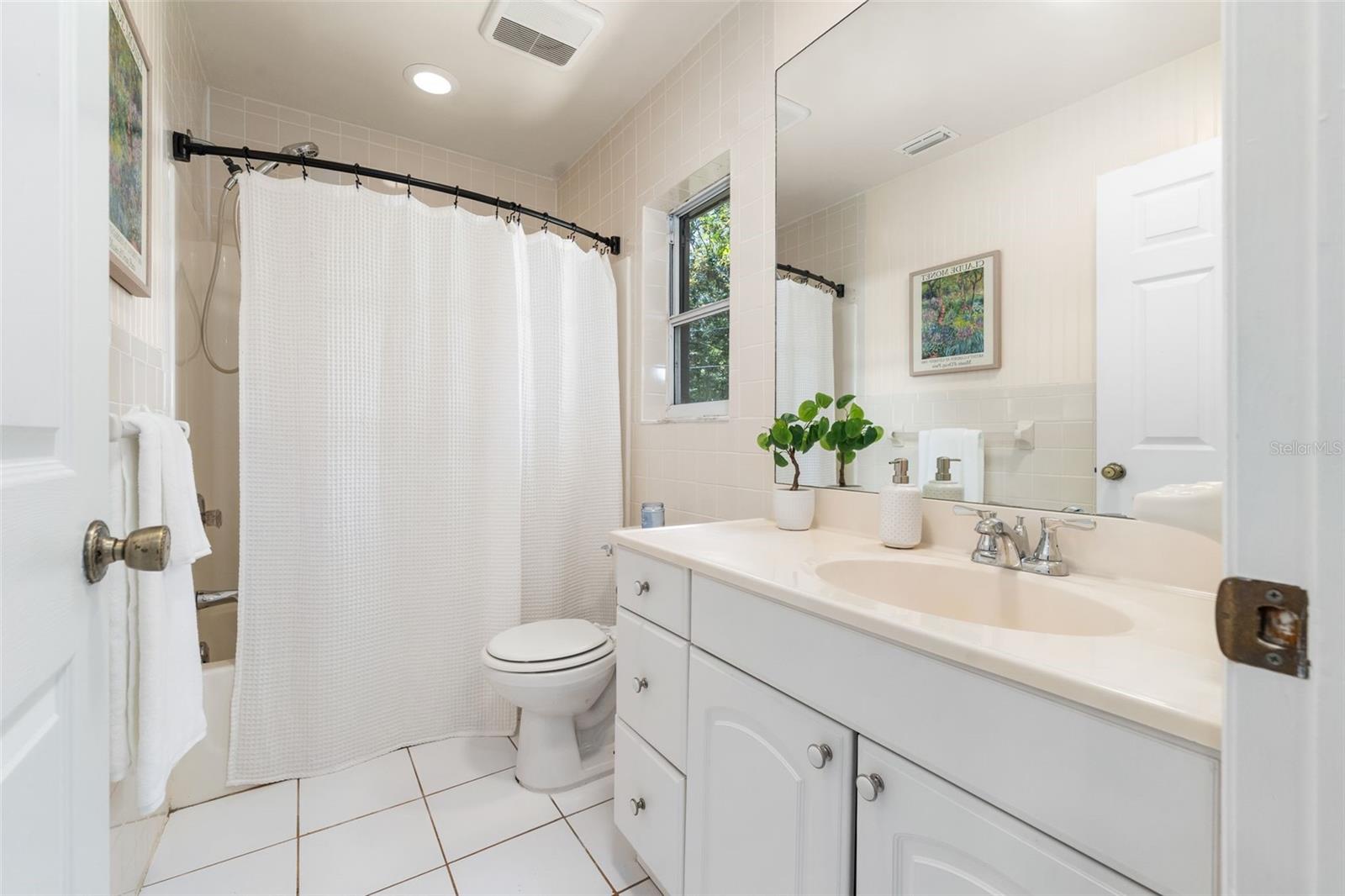 3177 9th, Gainesville, FL 32609