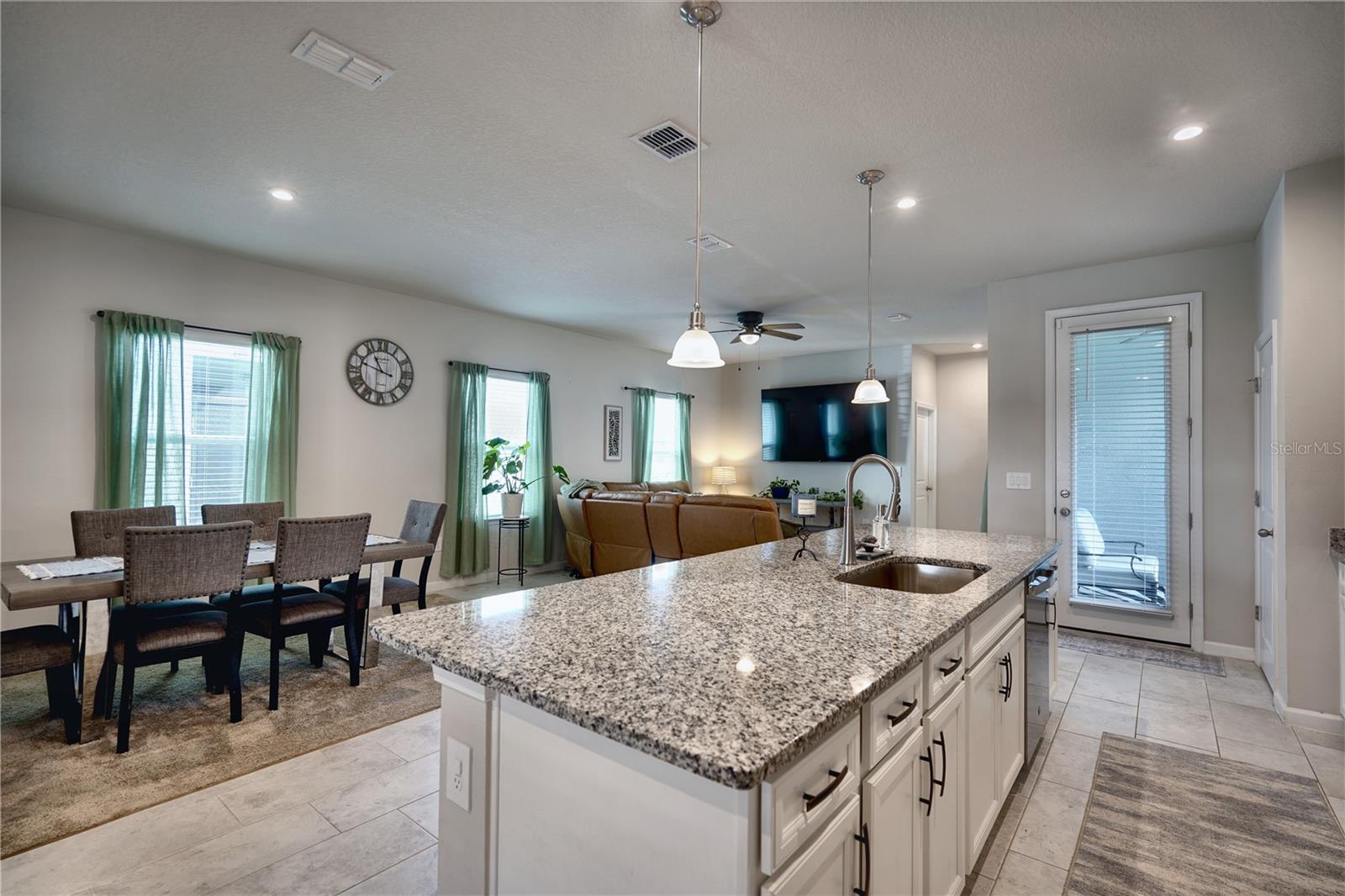 3922 Great Smokey, Apopka, FL 32712