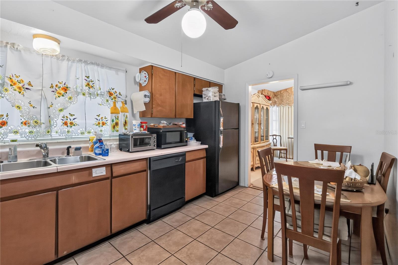 2604 Reef, Orlando, FL 32805