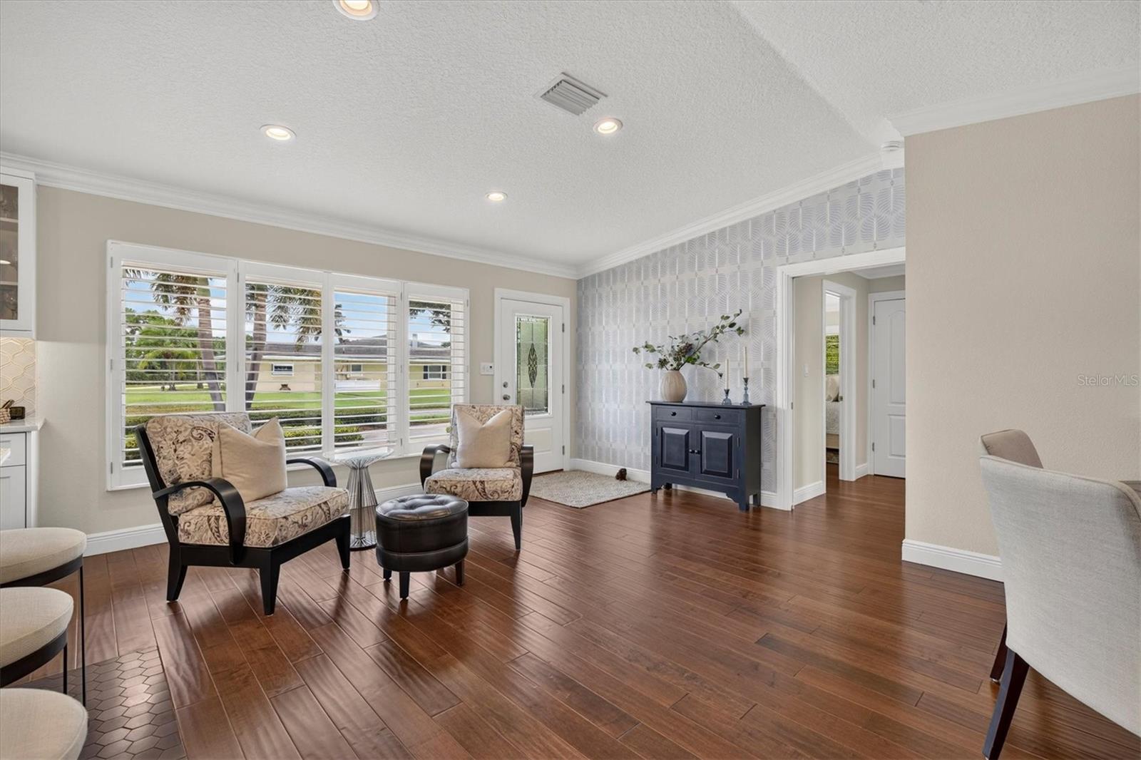 802 Osceola, Belleair, FL 33756
