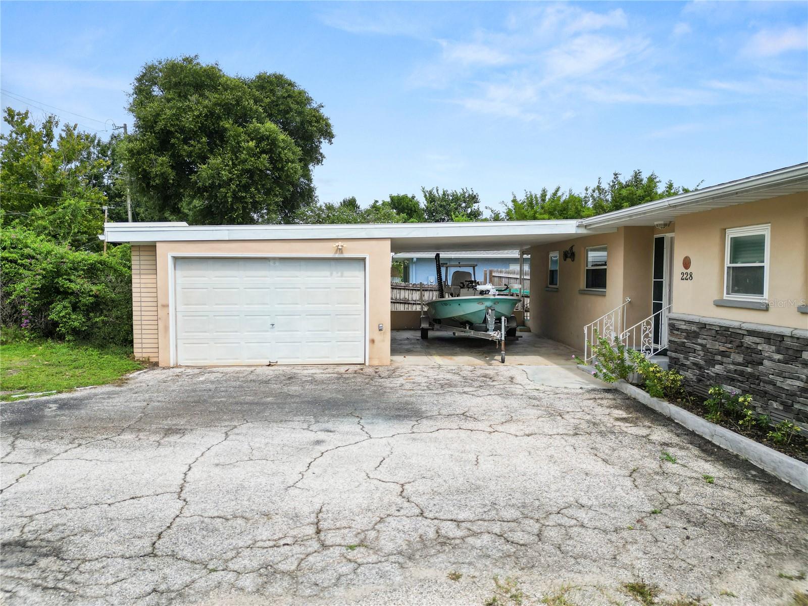 228 Lake Ina, Winter Haven, FL 33884