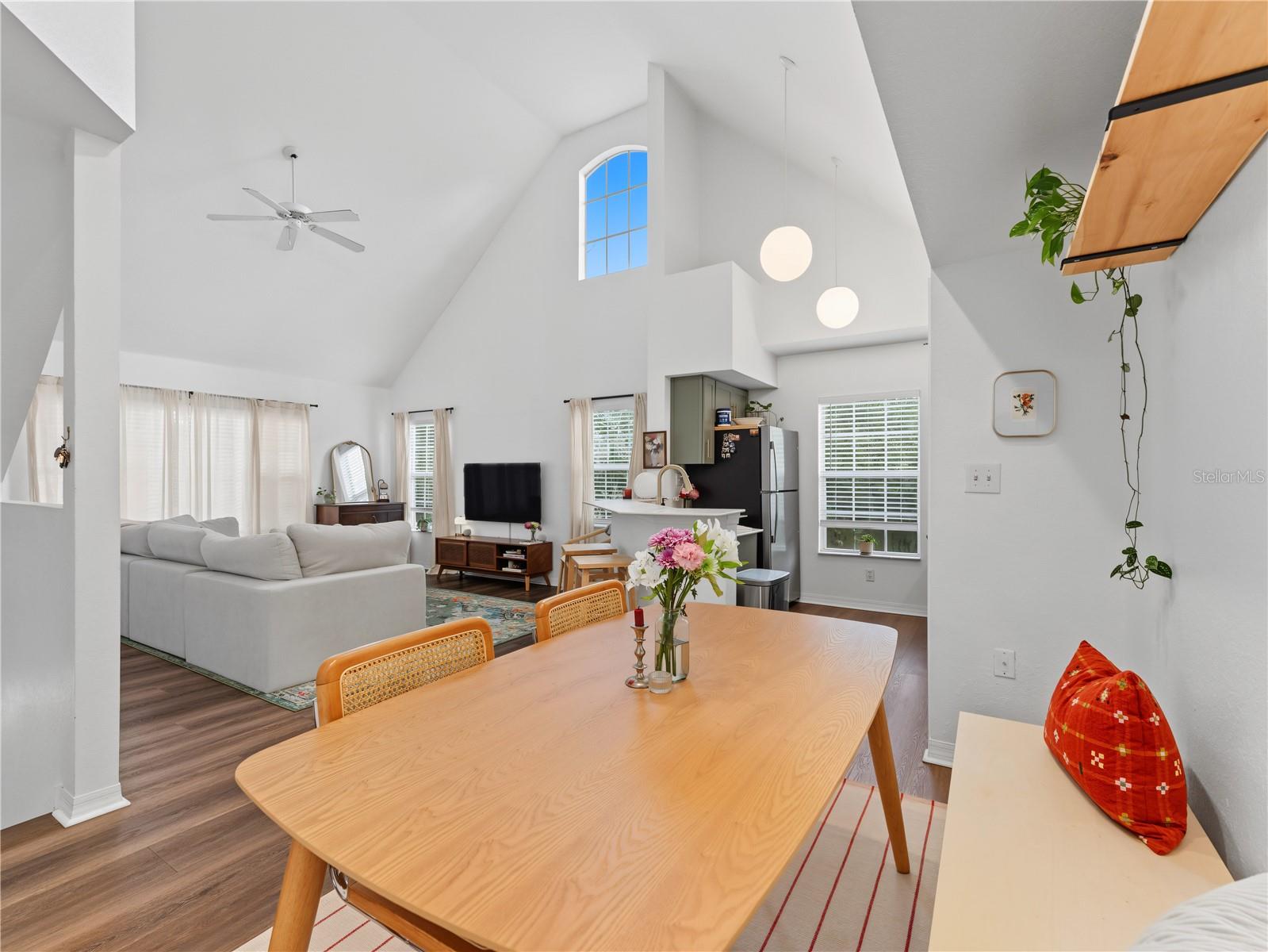 9186 Lake Chase Island, Tampa, FL 33626