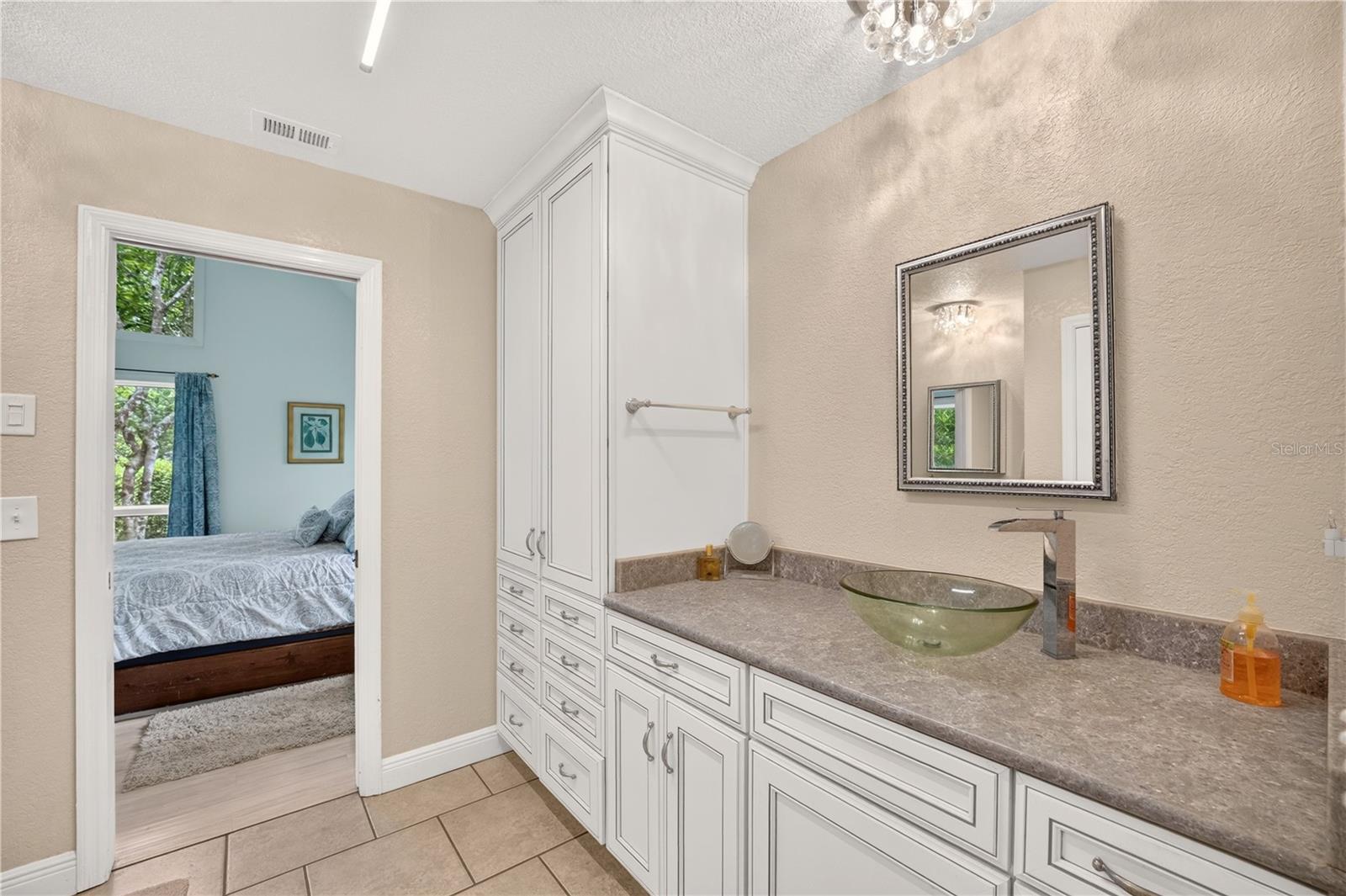 5360 1st, Ocala, FL 34470