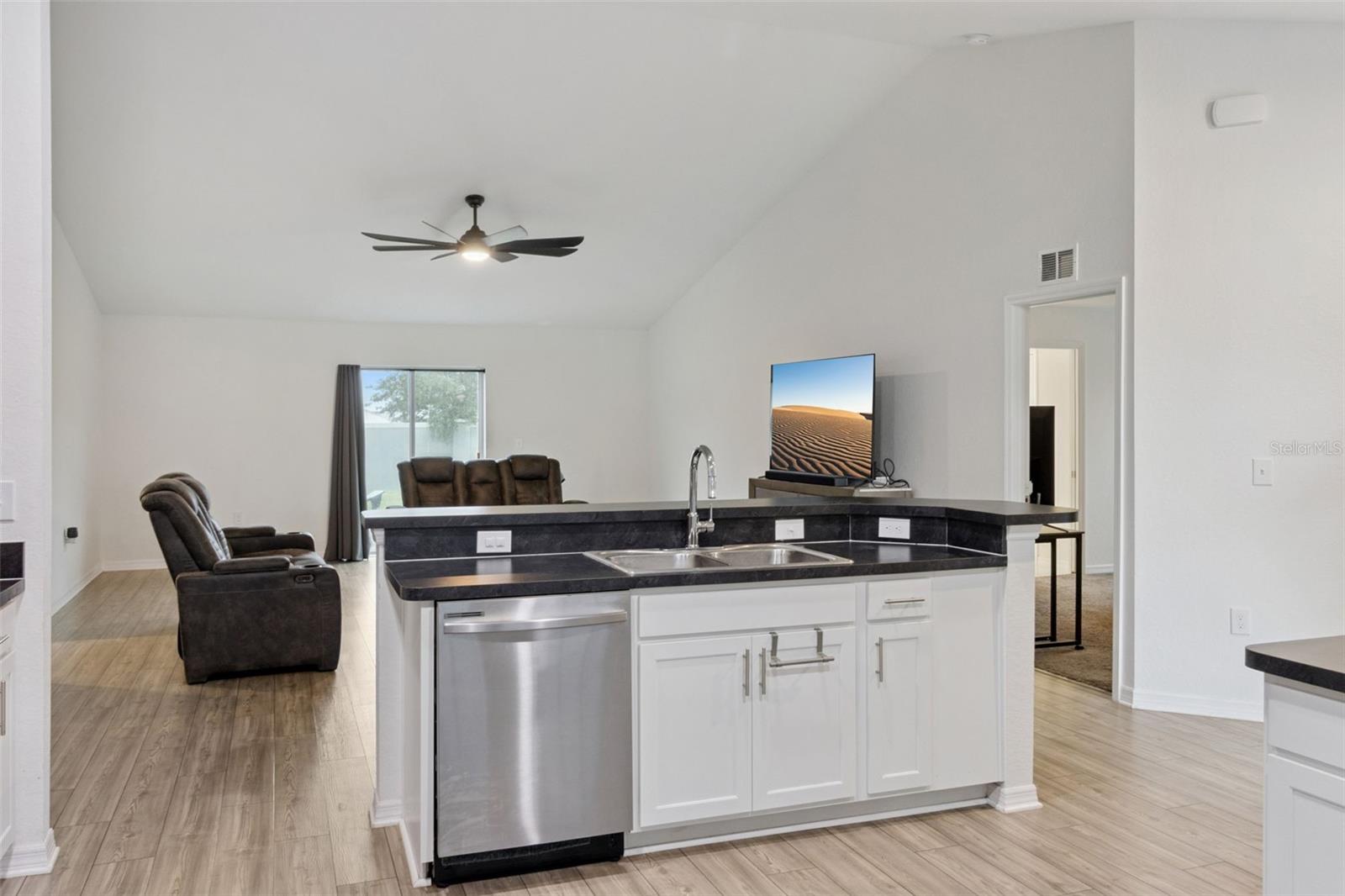 1041 Brooks, Winter Haven, FL 33880