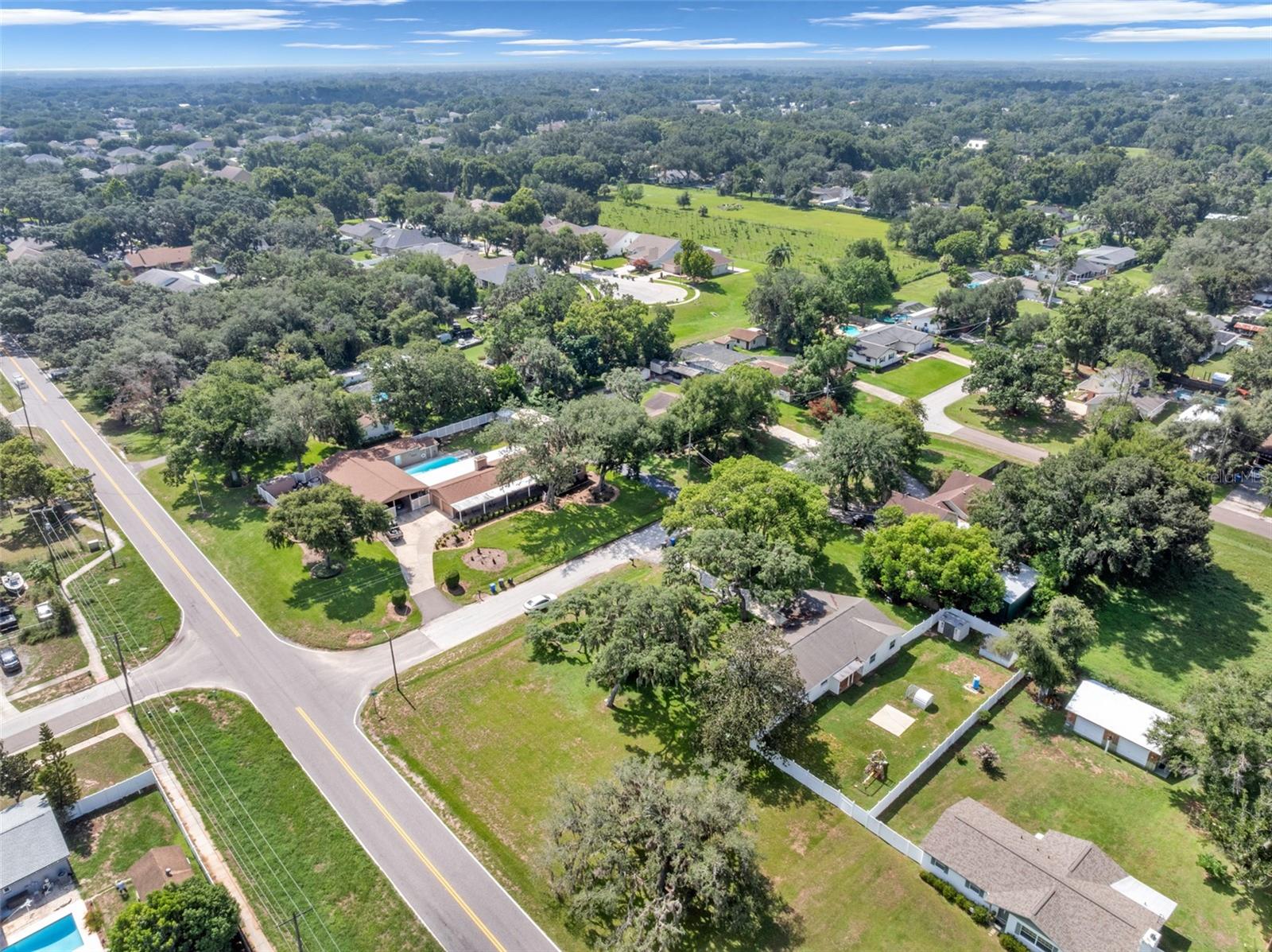 1002 Kay Jean, Valrico, FL 33594