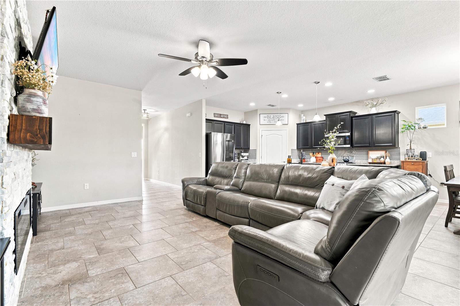 632 Victoria Trails, Deland, FL 32724