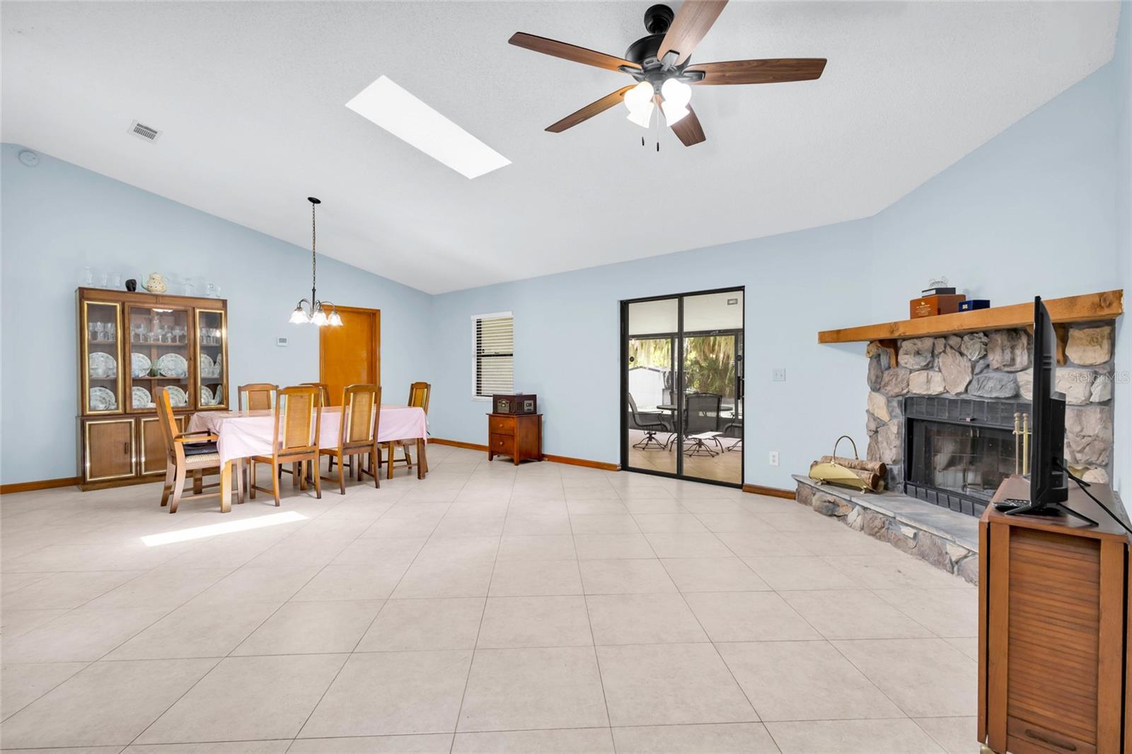 2805 Lake Tohopekaliga, Kissimmee, FL 34746