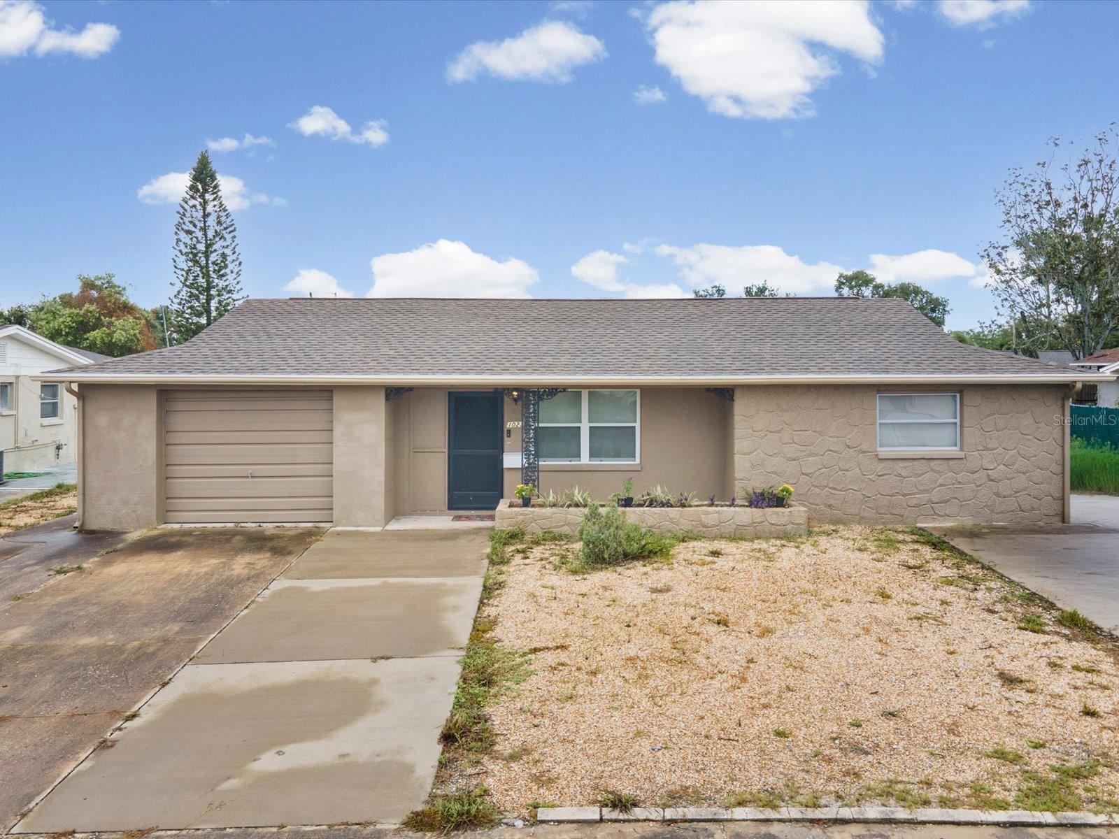 1023 Viking, Holiday, FL 34691