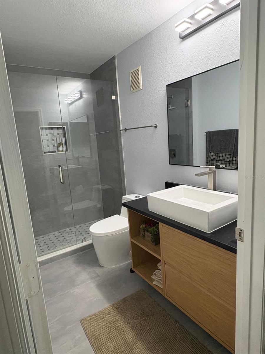 5463 Vineland Unit 5203, Orlando, FL 32811