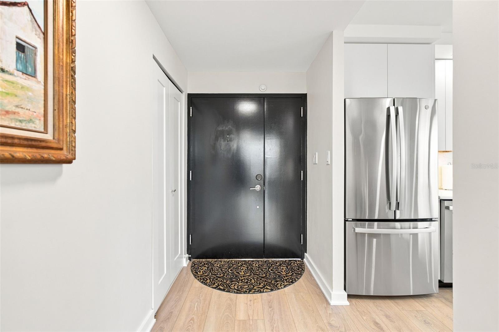 707 Gulfstream Unit 207, Sarasota, FL 34236