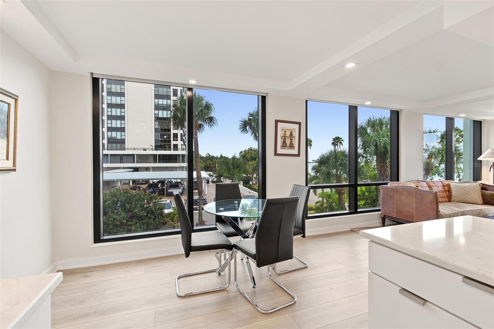 707 Gulfstream Unit 207, Sarasota, FL 34236