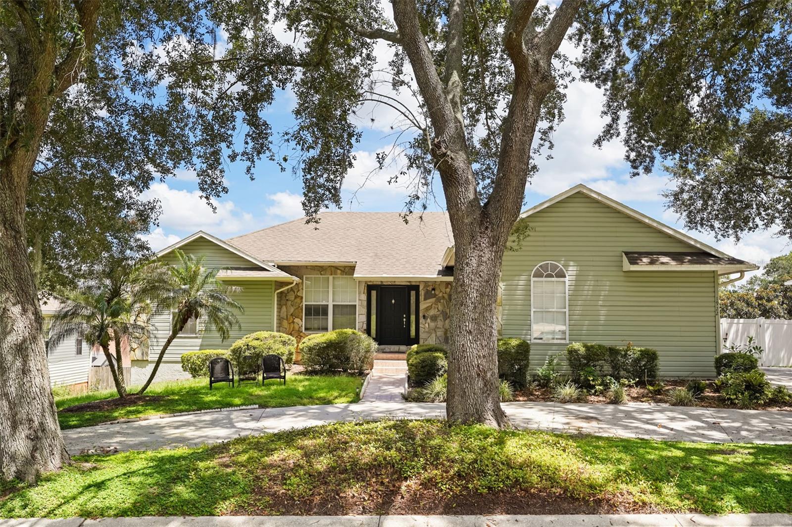 1922 Matthew, Lakeland, FL 33813