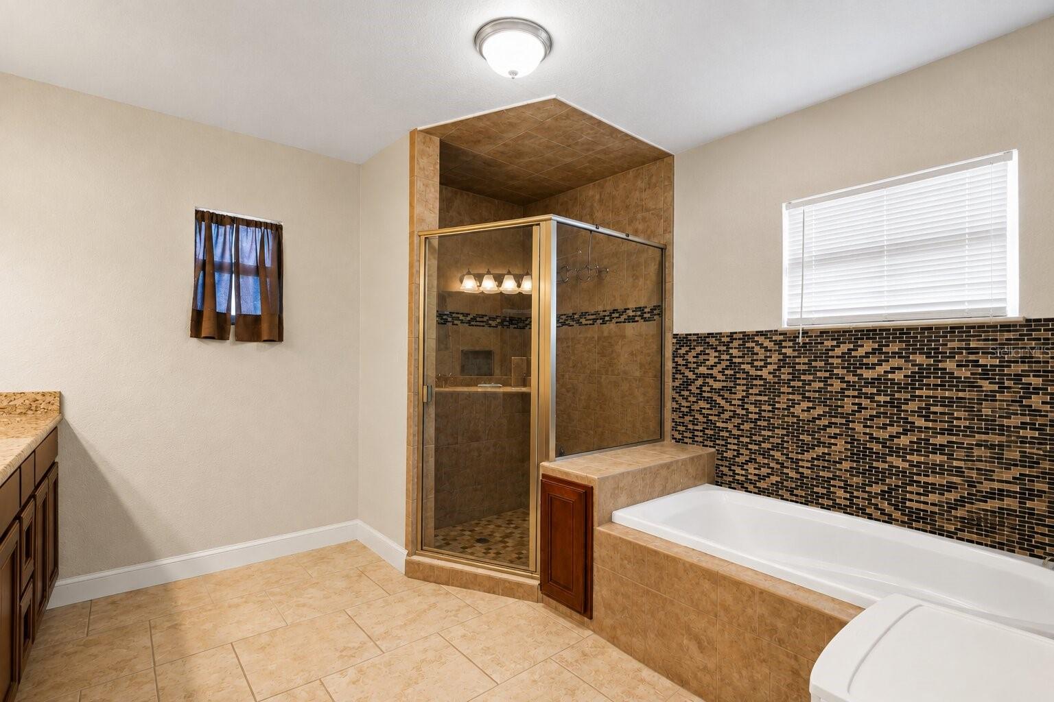 1922 Matthew, Lakeland, FL 33813