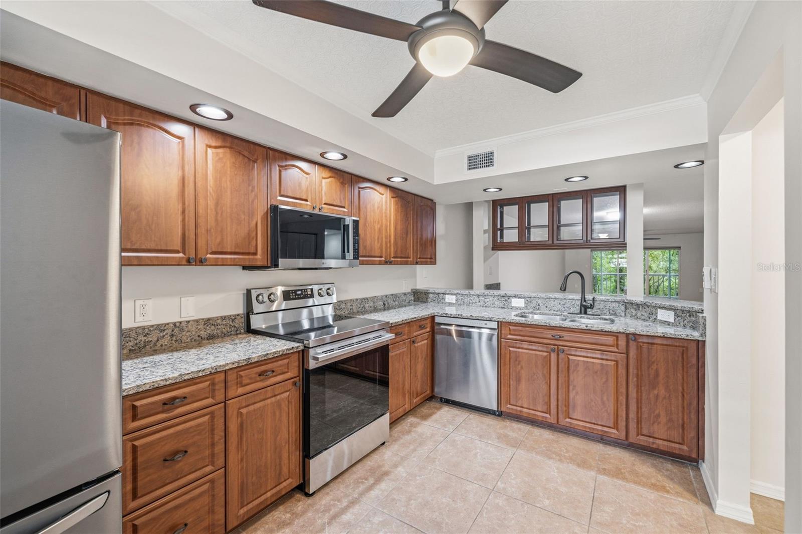 2533 Dolly Bay Unit 105, Palm Harbor, FL 34684