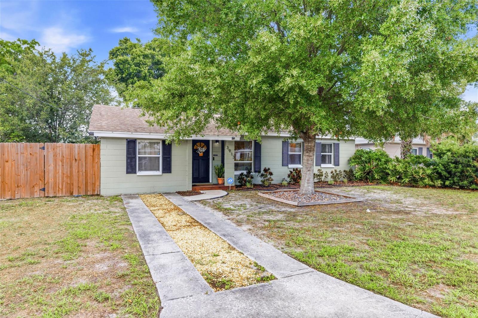 3913 Wallace, Tampa, FL 33611